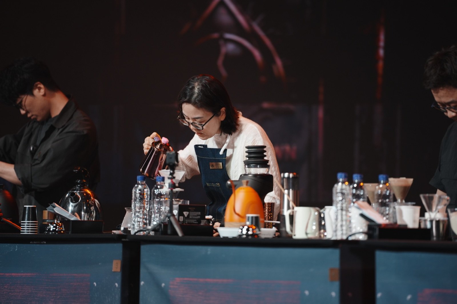 시즌3, 무대에서 핸드드립을 하는 참가자